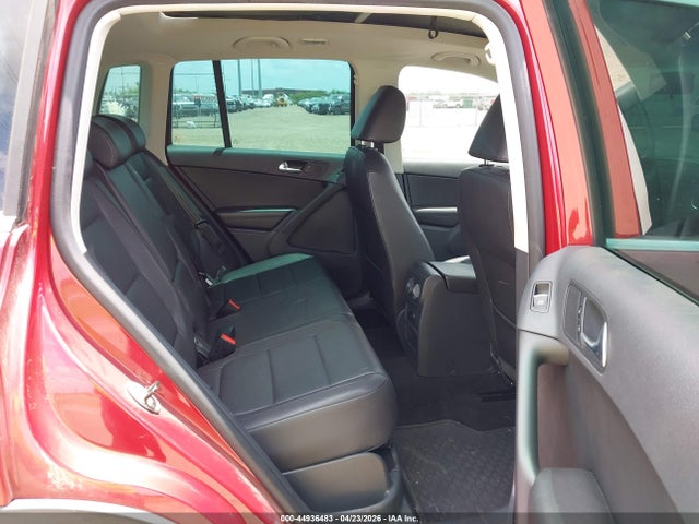 Продаж на аукціоні авто 2011 Volkswagen Tiguan Se, vin: WVGAV7AX8BW001516, номер лоту: 44936483
