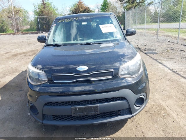 44936517 :رقم المزاد ، KNDJN2A2XJ7512360 vin ، 2018 Kia Soul مزاد بيع