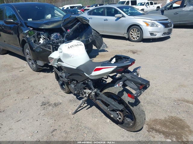 Kawasaki Er400 D 2023 JKAERKD15PDAR4001 Image 3