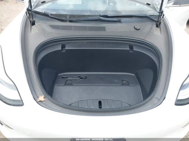 Продажа на аукционе авто 2020 Tesla Model 3 Long Range Dual Motor All-wheel Drive, vin: 5YJ3E1EB3LF651739, номер лота: 44936556