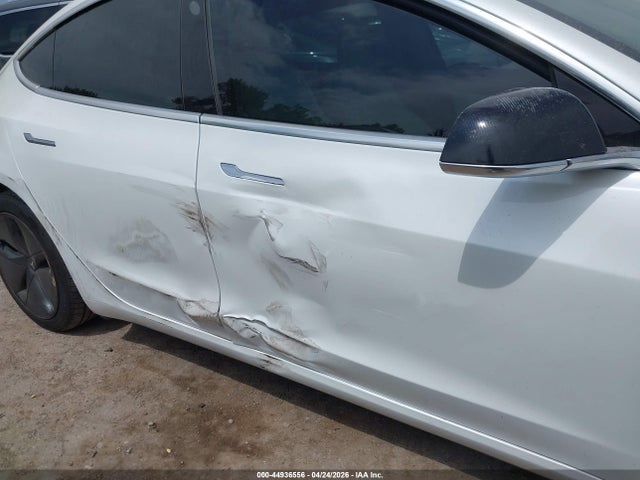 Продажа на аукционе авто 2020 Tesla Model 3 Long Range Dual Motor All-wheel Drive, vin: 5YJ3E1EB3LF651739, номер лота: 44936556