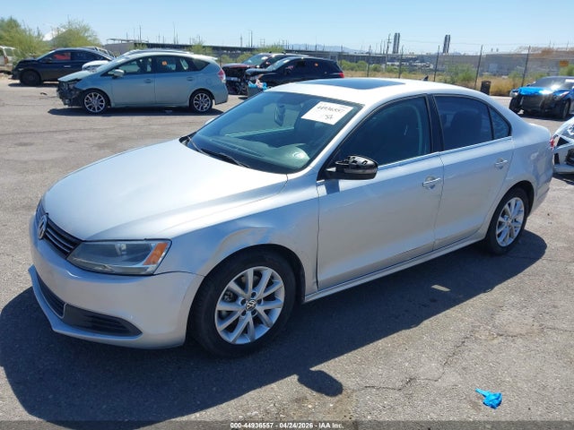 3VWD17AJ1EM423153 Volkswagen Jetta 1.8t Se