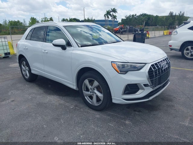 Продажа на аукционе авто 2020 Audi Q3 Premium 45 Tfsi Quattro Tiptronic, vin: WA1AECF37L1001969, номер лота: 44936565