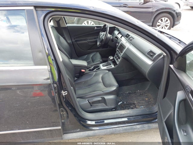 44936570 :رقم المزاد ، WVWJK7AN8AE138567 vin ، 2010 Volkswagen Passat Komfort مزاد بيع