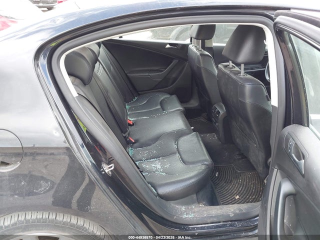 44936570 :رقم المزاد ، WVWJK7AN8AE138567 vin ، 2010 Volkswagen Passat Komfort مزاد بيع