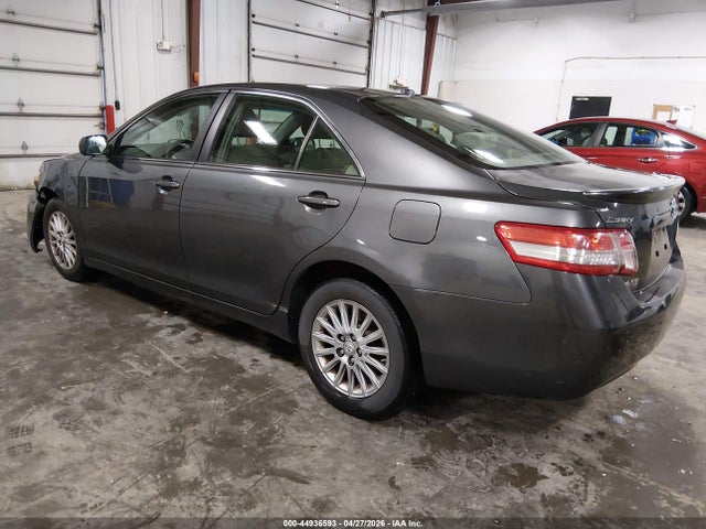 44936593 :رقم المزاد ، 4T4BF3EK7AR042888 vin ، 2010 Toyota Camry Le مزاد بيع