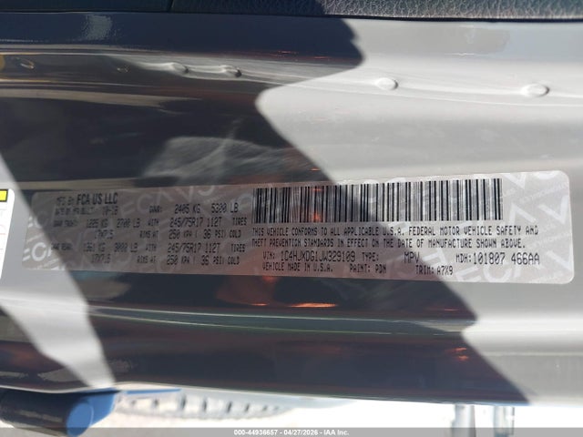 1C4HJXDG1JW329109 Jeep Wrangler Unlimited Sport S 4x4