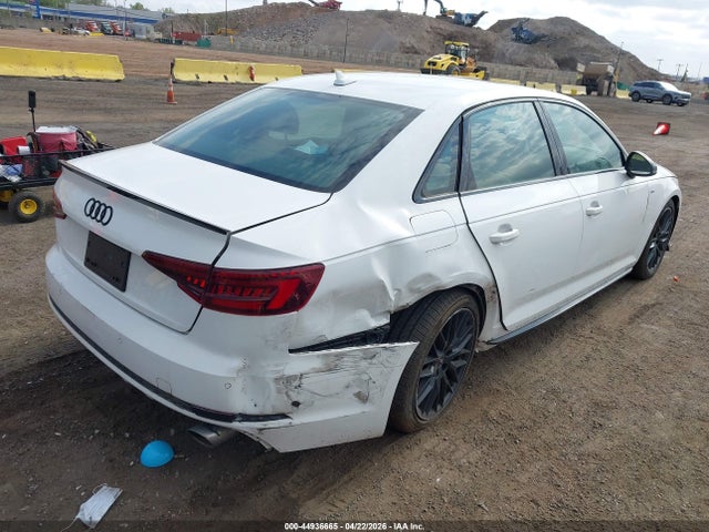 Продаж на аукціоні авто 2018 Audi A4 2.0t Premium/2.0t Tech Premium, vin: WAUENAF43JA140964, номер лоту: 44936665