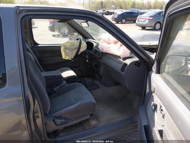 Продажа на аукционе авто 2000 Nissan Frontier Xe, vin: 1N6DD26S6YC417835, номер лота: 44936712