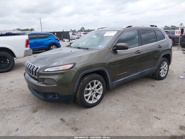 2015 Jeep Cherokee Latitude მანქანა იყიდება აუქციონზე, vin: 1C4PJLCB0FW572525, აუქციონის ნომერი: 44936723