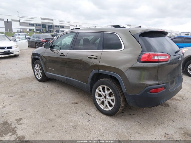 2015 Jeep Cherokee Latitude მანქანა იყიდება აუქციონზე, vin: 1C4PJLCB0FW572525, აუქციონის ნომერი: 44936723