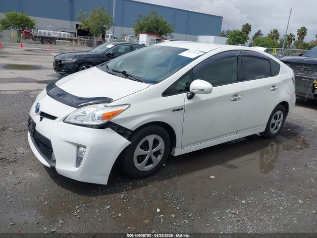 Продаж на аукціоні авто 2014 Toyota Prius Two, vin: JTDKN3DUXE1806003, номер лоту: 44936793