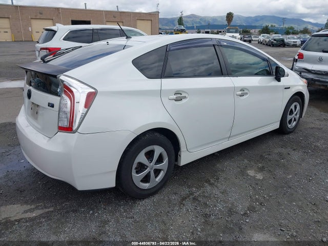 Продаж на аукціоні авто 2014 Toyota Prius Two, vin: JTDKN3DUXE1806003, номер лоту: 44936793