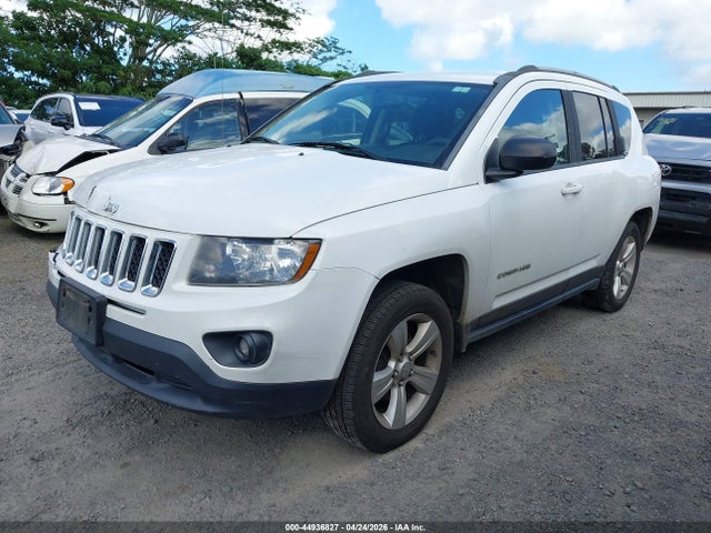 Jeep Compass Sport 2016 1C4NJCBA4GD665187 Image 2