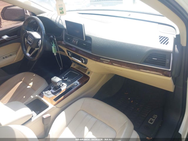 44936834 :رقم المزاد ، WA1BNAFY6J2007290 vin ، 2018 Audi Q5 2.0t Premium/2.0t Tech Premium مزاد بيع