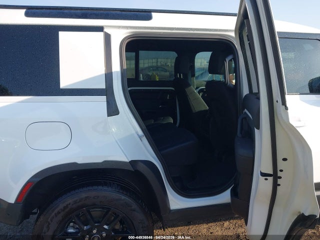 44936846 :رقم المزاد ، SALEJ7EX3S2384342 vin ، 2025 Land Rover Defender 110 P300 مزاد بيع