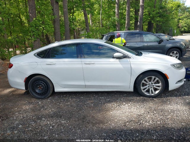 44936856 :رقم المزاد ، 1C3CCCABXFN745070 vin ، 2015 Chrysler 200 Limited مزاد بيع