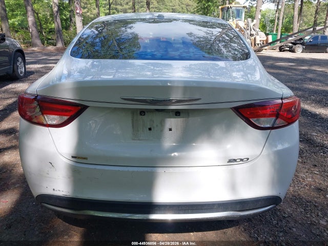 44936856 :رقم المزاد ، 1C3CCCABXFN745070 vin ، 2015 Chrysler 200 Limited مزاد بيع