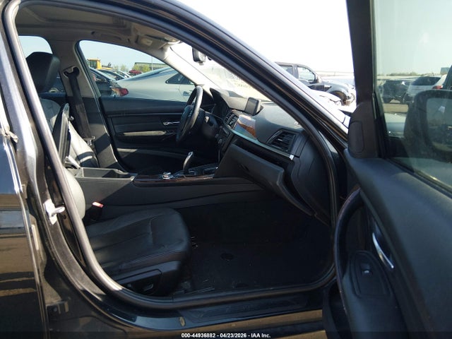 2013 Bmw 328i Xdrive მანქანა იყიდება აუქციონზე, vin: WBA3B3C51DF535693, აუქციონის ნომერი: 44936882