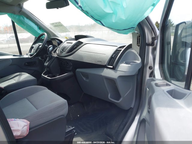 44936888 :رقم المزاد ، 1FTYE1YM1GKB24889 vin ، 2016 Ford Transit-150 مزاد بيع