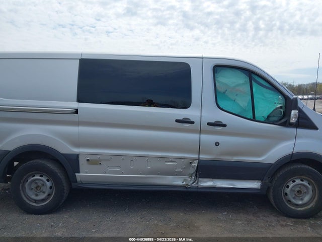 44936888 :رقم المزاد ، 1FTYE1YM1GKB24889 vin ، 2016 Ford Transit-150 مزاد بيع