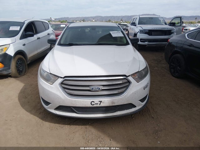 Ford TAURUS SE 2018 1FAHP2D83JG129648 Image 12