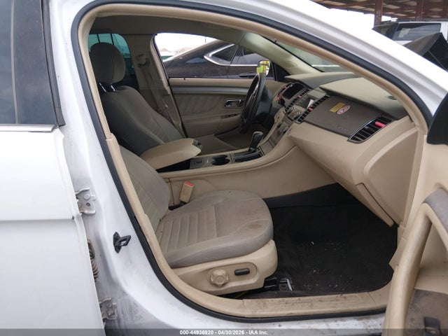 Ford TAURUS SE 2018 1FAHP2D83JG129648 Image 5