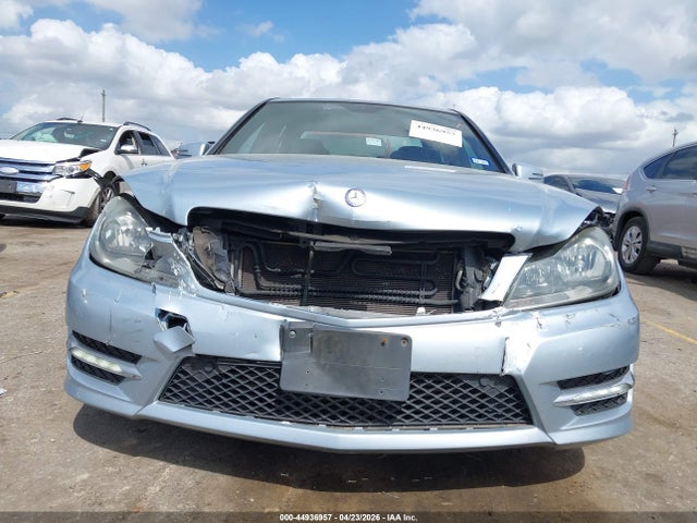 Продаж на аукціоні авто 2014 Mercedes-benz C 250 Sport, vin: WDDGF4HB9EG247984, номер лоту: 44936957