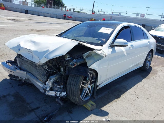 WDDUG8DBXKA487928 Mercedes-Benz S 560