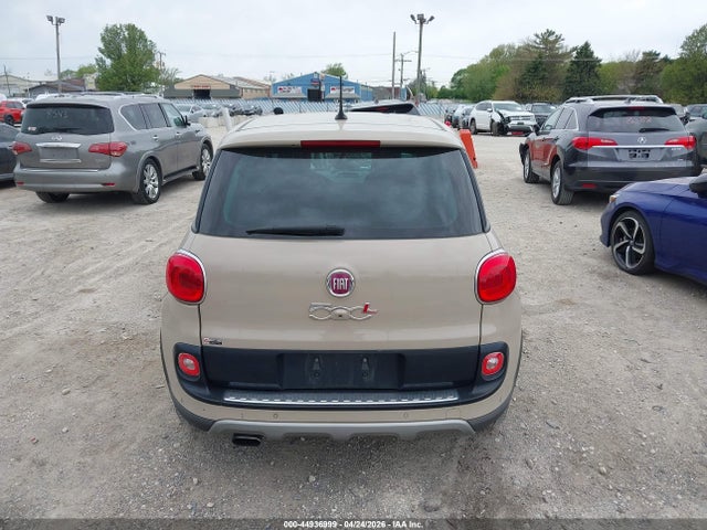 44936999 :رقم المزاد ، ZFBCFADH5EZ029193 vin ، 2014 Fiat 500l Trekking مزاد بيع