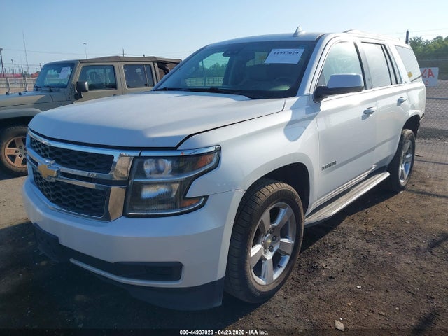 Chevrolet Tahoe Lt 2017 1GNSCBKC0HR221566 Image 2