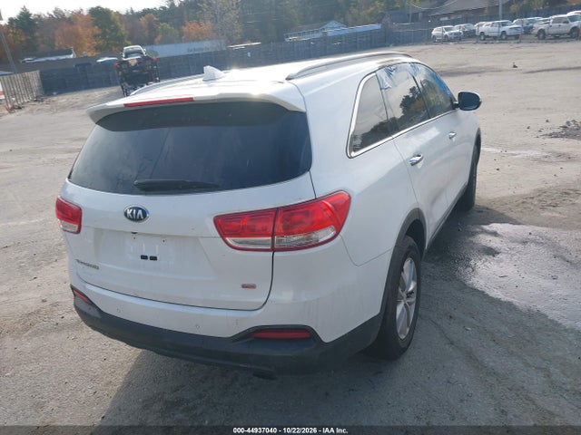 5XYPGDA31GG055667 KIA Sorento 2.4l Lx