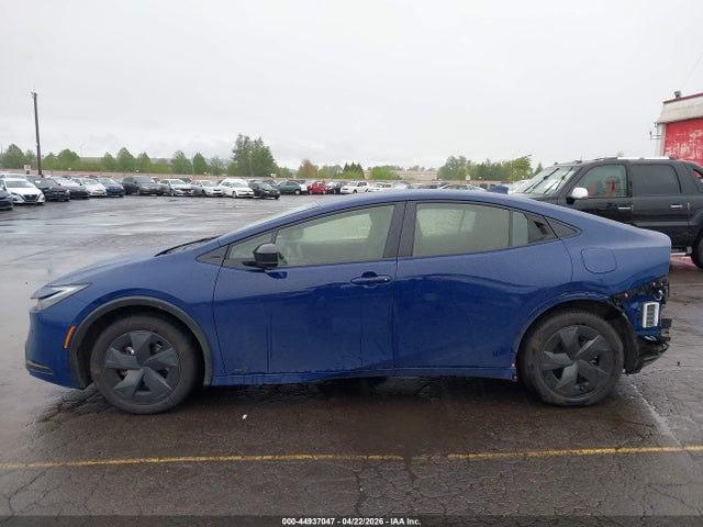 Toyota Prius Le Awd-e 2024 JTDADABU8R3023097 Image 15