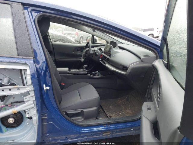 Toyota Prius Le Awd-e 2024 JTDADABU8R3023097 Image 5