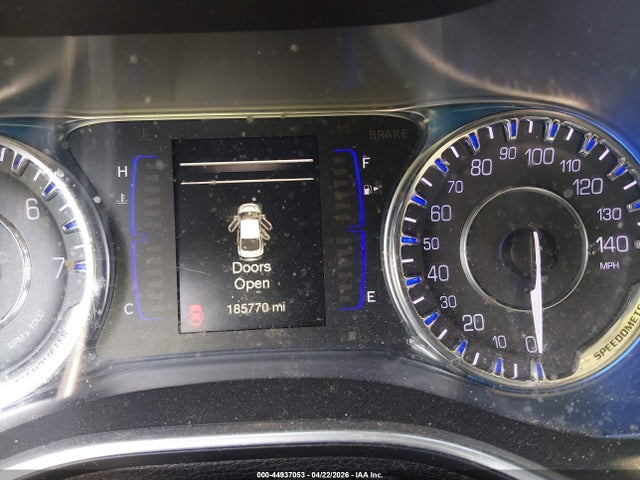2016 Chrysler 200 Limited Platinum მანქანა იყიდება აუქციონზე, vin: 1C3CCCAB3GN188360, აუქციონის ნომერი: 44937053