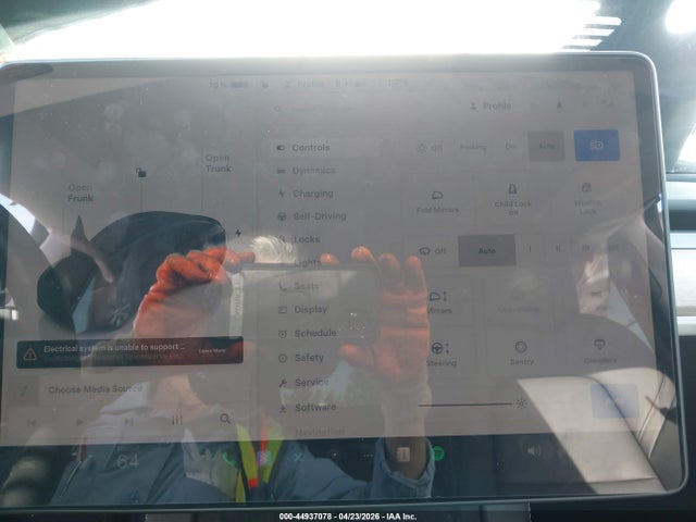 Продажа на аукционе авто 2023 Tesla Model Y, vin: 7SAYGDEE5PA154743, номер лота: 44937078