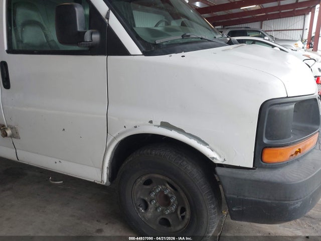 44937090 :رقم المزاد ، 1GCGG25V271204314 vin ، 2007 Chevrolet Express Work Van مزاد بيع