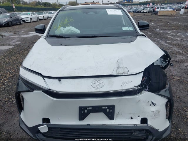 Toyota BZ4X XLE 2025 JTMAAAAA8SA072799 Image 12