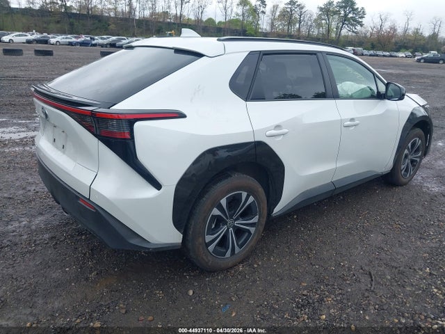 Toyota BZ4X XLE 2025 JTMAAAAA8SA072799 Image 4