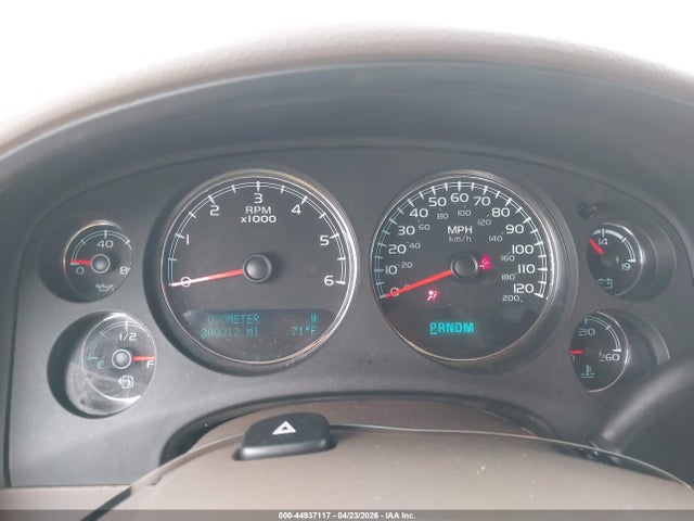 Продаж на аукціоні авто 2014 Chevrolet Suburban 1500 Lt, vin: 1GNSCJE07ER128910, номер лоту: 44937117