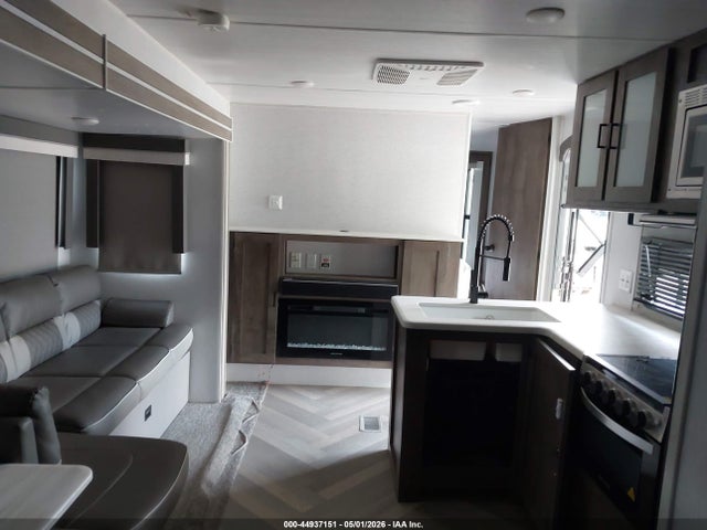 2022 Forest River Wildwood მანქანა იყიდება აუქციონზე, vin: 4X4TWDG22N8809884, აუქციონის ნომერი: 44937151