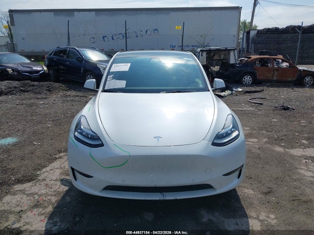 44937154 :رقم المزاد ، 7SAYGDEE0NF384495 vin ، 2022 Tesla Model Y Long Range Dual Motor All-wheel Drive مزاد بيع