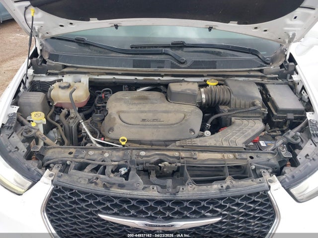 44937162 :رقم المزاد ، 2C4RC1BG4MR600675 vin ، 2021 Chrysler Pacifica Touring L مزاد بيع