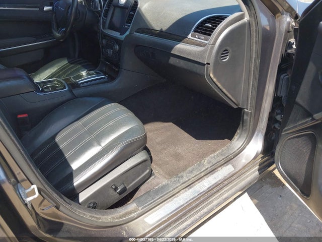 2016 Chrysler 300c მანქანა იყიდება აუქციონზე, vin: 2C3CCAEG1GH343197, აუქციონის ნომერი: 44937165