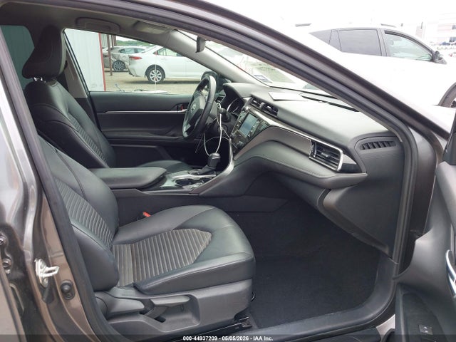 2020 Toyota Camry Se მანქანა იყიდება აუქციონზე, vin: 4T1G11AK7LU986024, აუქციონის ნომერი: 44937209