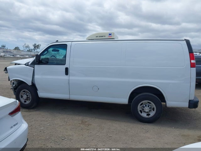 44937214 :رقم المزاد ، 1GCZGGFP0M1304705 vin ، 2021 Chevrolet Express Cargo Rwd 3500 Regular Wheelbase Wt مزاد بيع