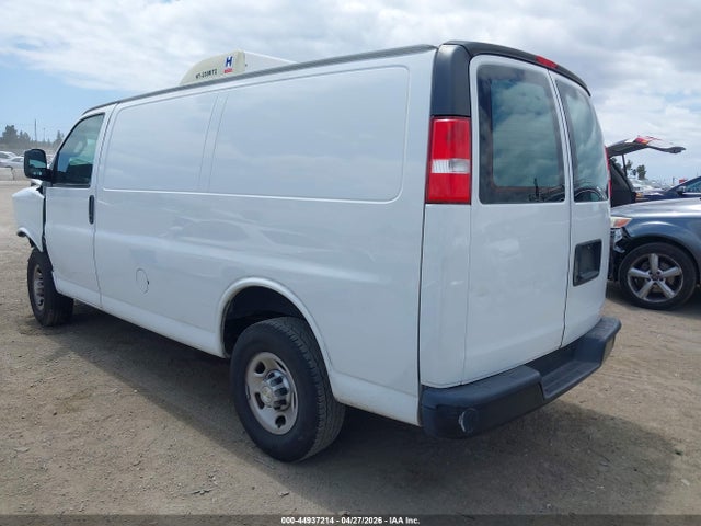 44937214 :رقم المزاد ، 1GCZGGFP0M1304705 vin ، 2021 Chevrolet Express Cargo Rwd 3500 Regular Wheelbase Wt مزاد بيع