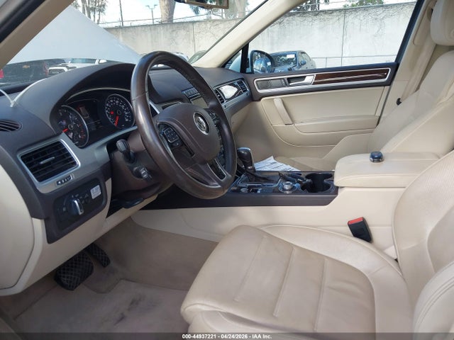 Aukcja sprzedaży 2016 Volkswagen Touareg Tdi Lux, vin: WVGEP9BP7GD004741, numer aukcji: 44937221