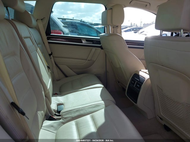 Aukcja sprzedaży 2016 Volkswagen Touareg Tdi Lux, vin: WVGEP9BP7GD004741, numer aukcji: 44937221