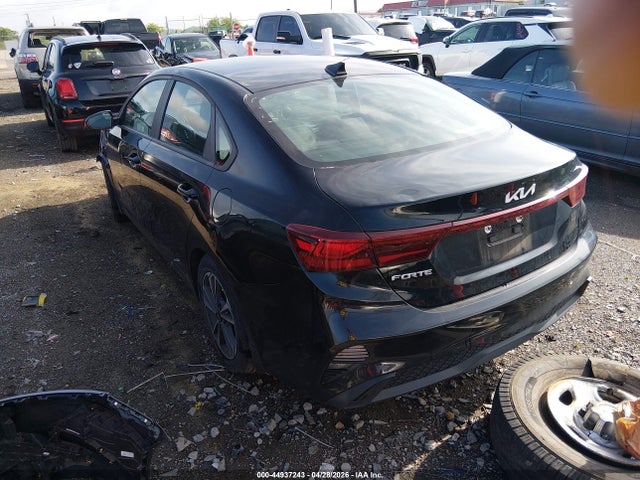 44937243 :رقم المزاد ، 3KPF24AD2RE723785 vin ، 2024 Kia Forte Lxs مزاد بيع